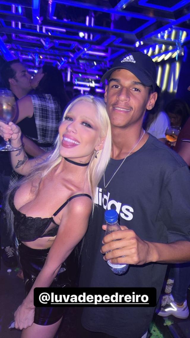 开云体育入口-米利唐被绿？女儿出生4天前 临产女友已跟他分手！